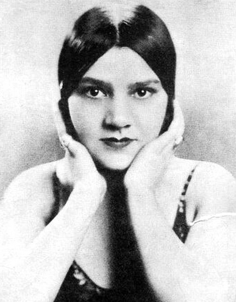 Betty Bolton in 1932